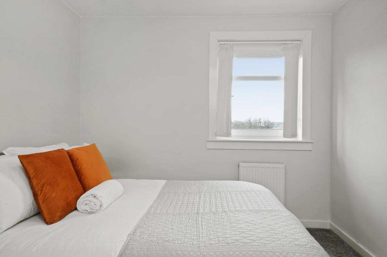 Bridgecity Hidden Gem Of Falkirk, Roughland House Lejlighed Carron  Eksteriør billede
